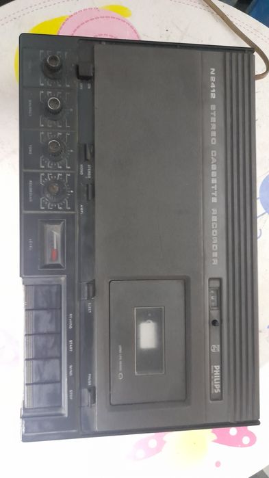 Leitor de cassetes Philips  antigo, (anos 60)