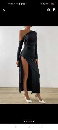 Sukienka długa czarna jedni ramię rozporek noga dopasowana