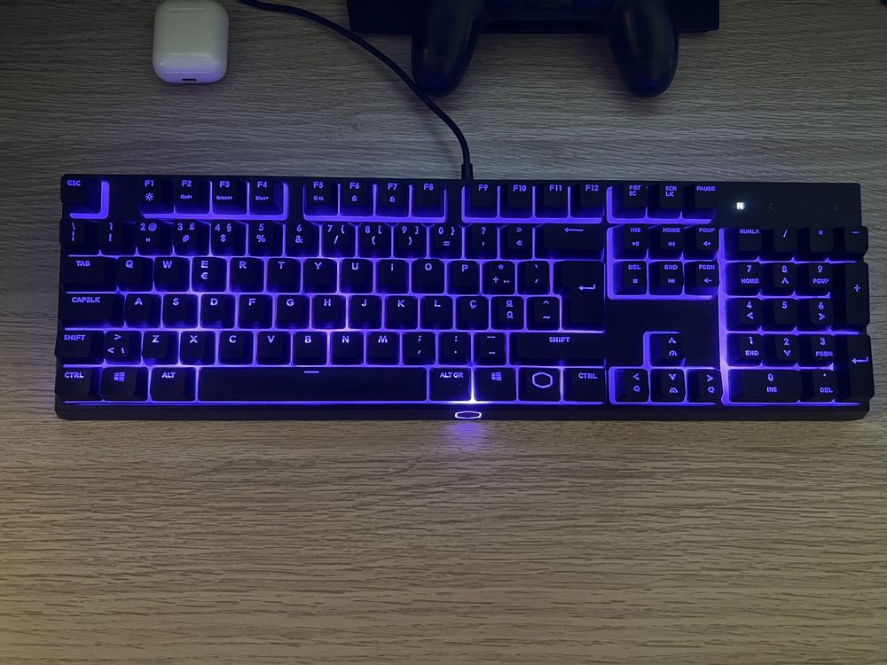 Teclado Cooler Master MK-110 Mem-Chanical