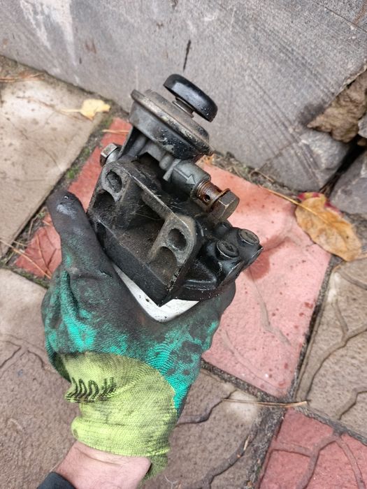 Корпус топливного фильтра Ford Transit 2.5 D 1986-2000 рік