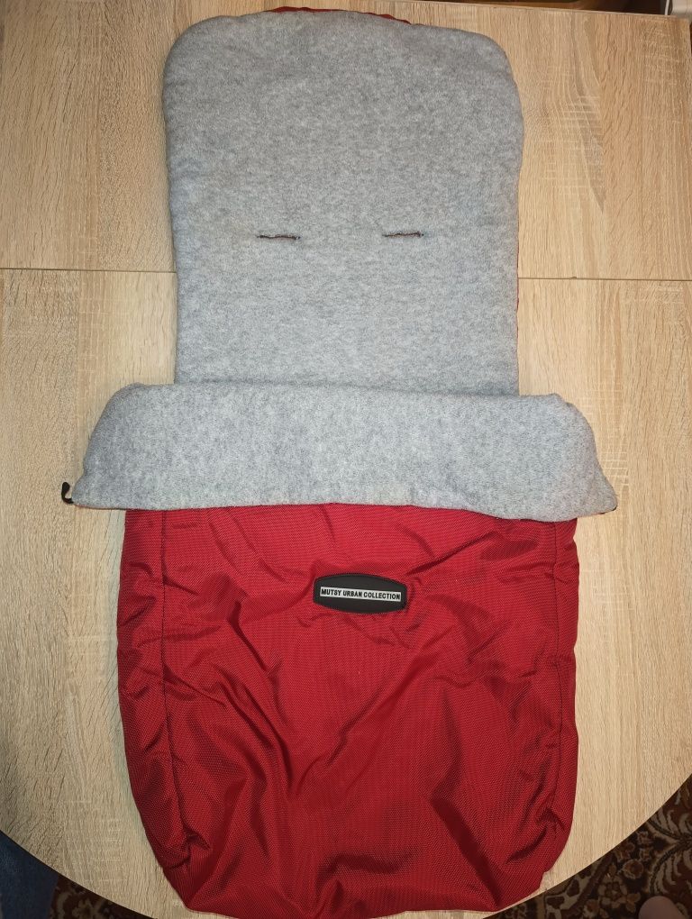 Śpiworek do wózka ocieplacz