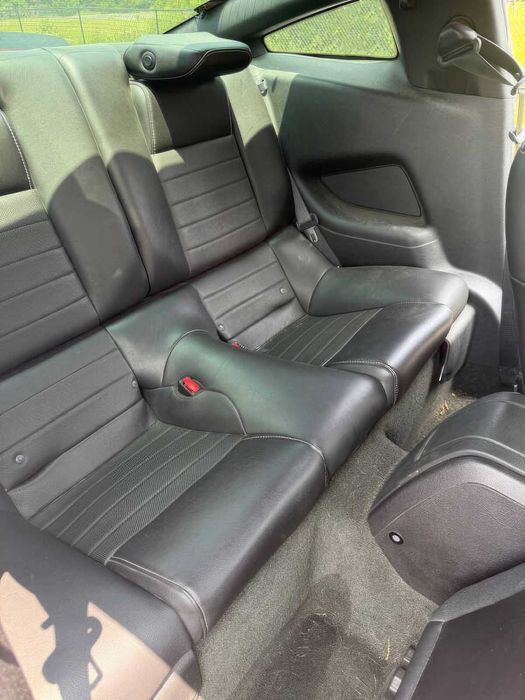 Ford Mustang GT Premium      2014