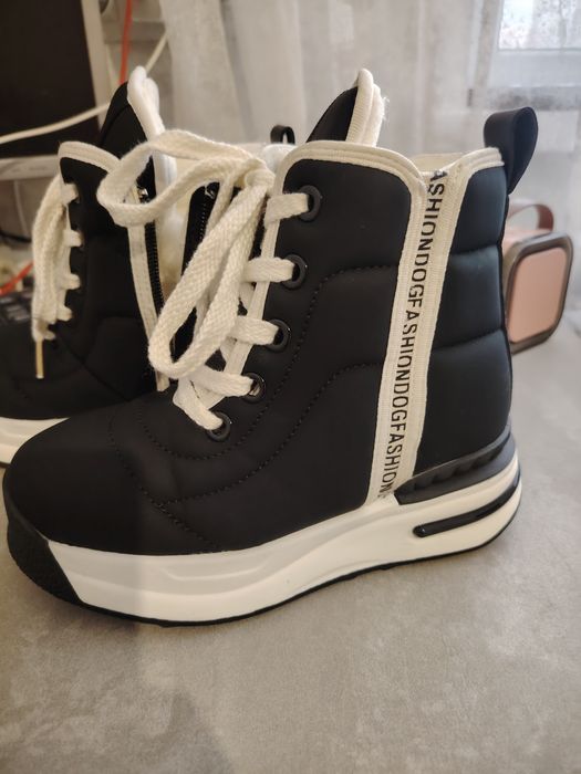 Хайтопи зимні  нові для дівчинки