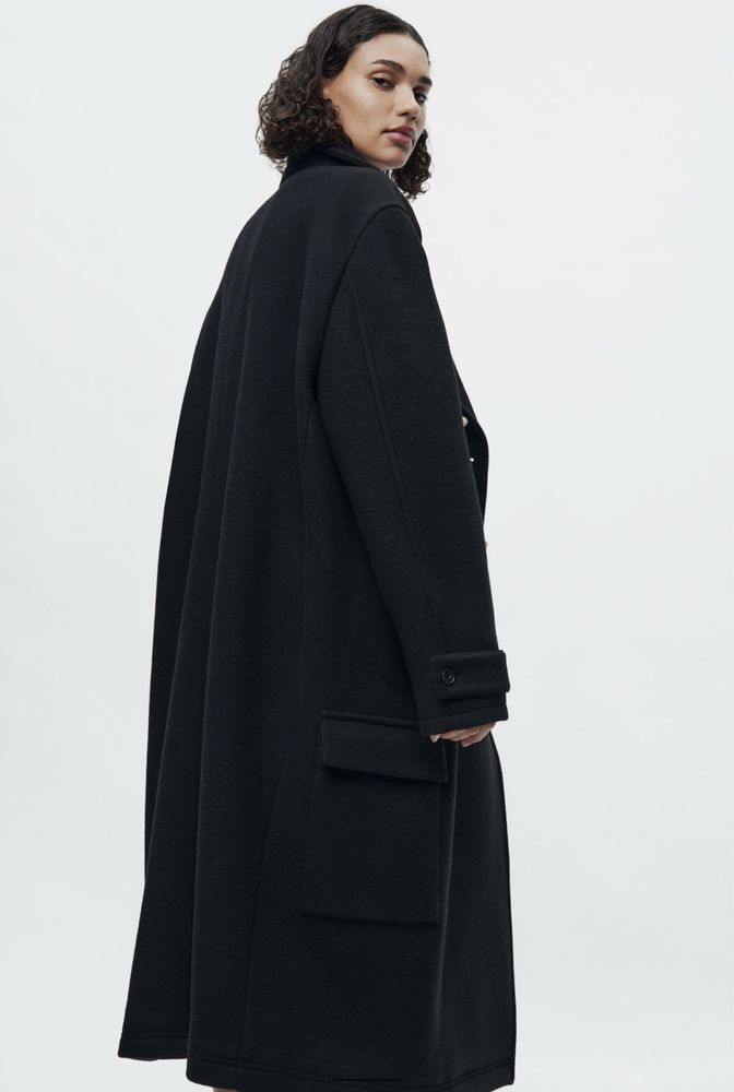 Пальто Zara  коллекция Limited Edition