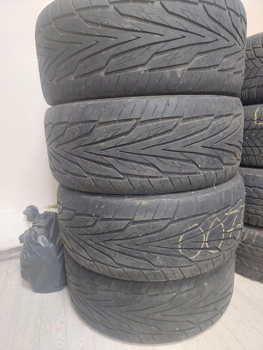 Продам Комплект R20 Диски Шини Toyota 200