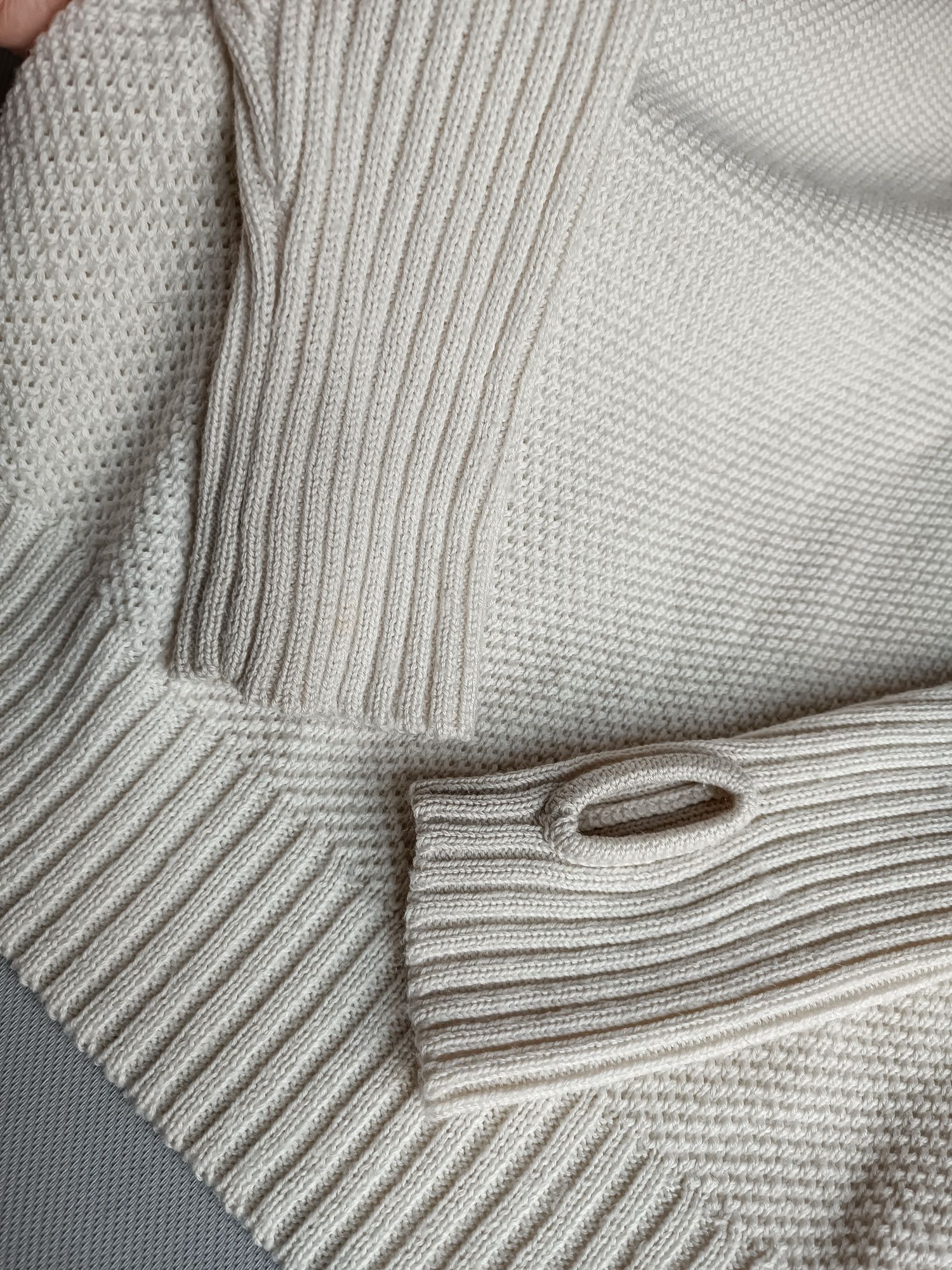 Sweter golf daehlie damski rozmiar L kremowy 50% wełna