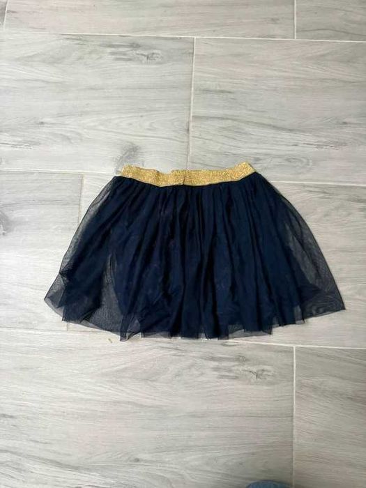 Spódniczka dziewczęca z tiulem podszewką 122 cm