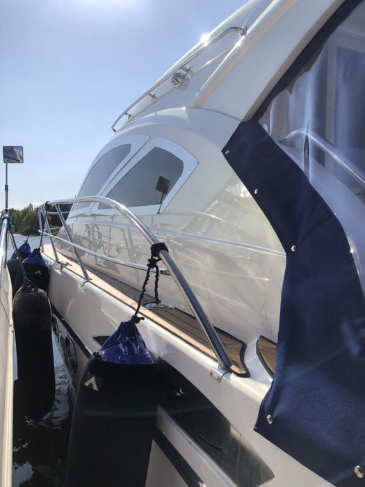 Продам яхту Adamant 330 HT