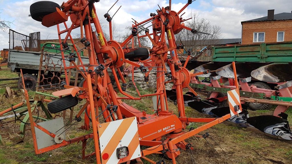 Kuhn GF8501 MH. Przetrząsarka 8,5 m