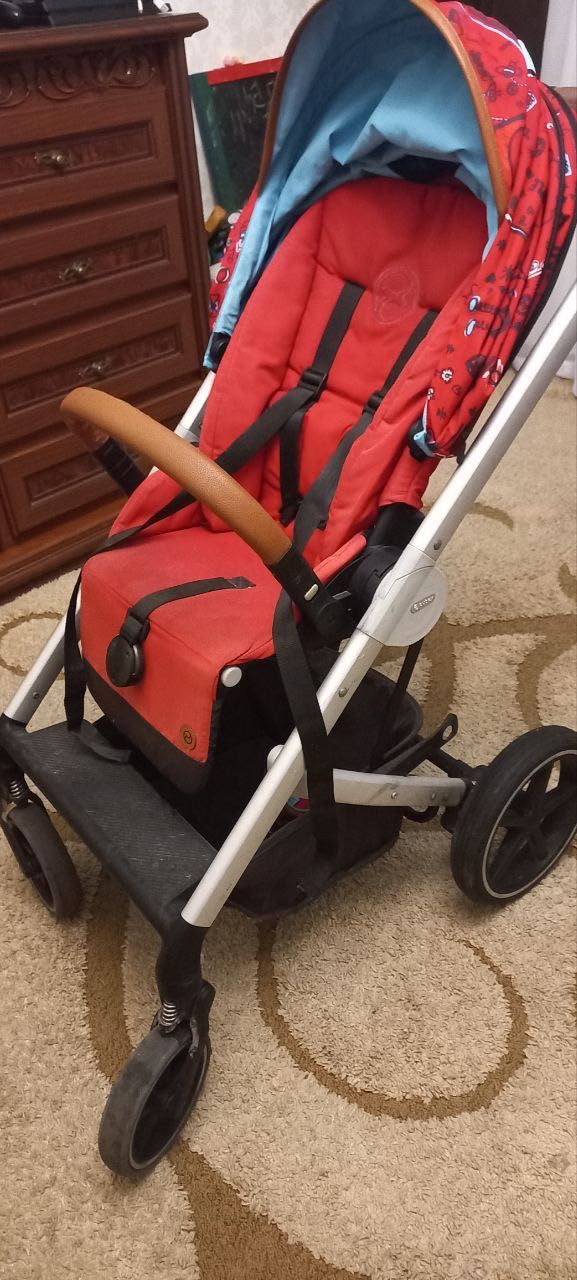 Терміново ! коляска Cybex Eezy S Values for Life Love Red