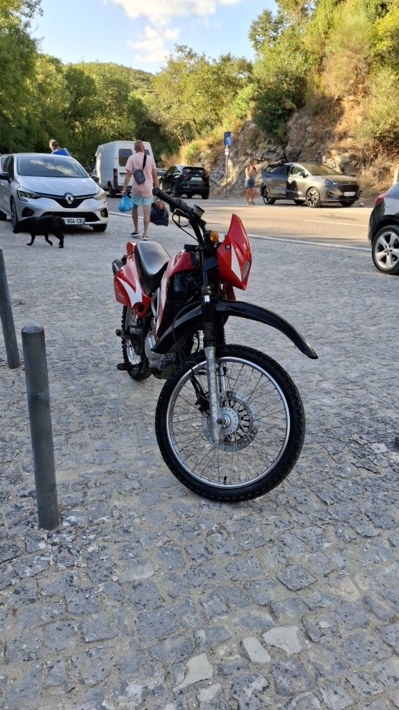 Mota Kinroad 125
