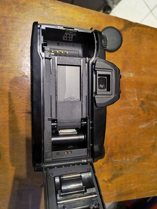 Aparat Sigma SA-300 analogowy