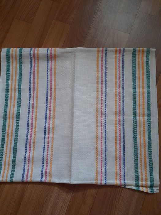 Полотенца льняные и вафельные. Новые