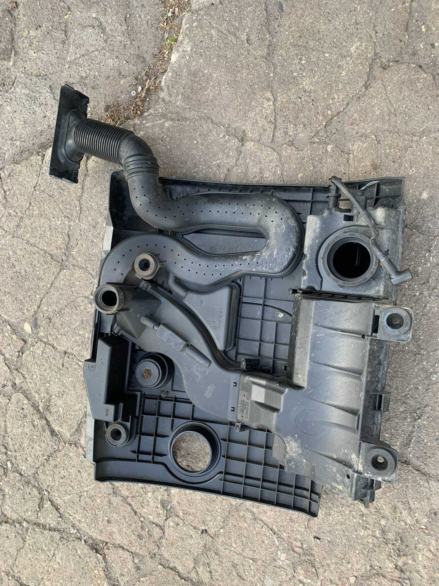 pokrywa silnika górna filtra powietrza volkswagen 1.4 fsi