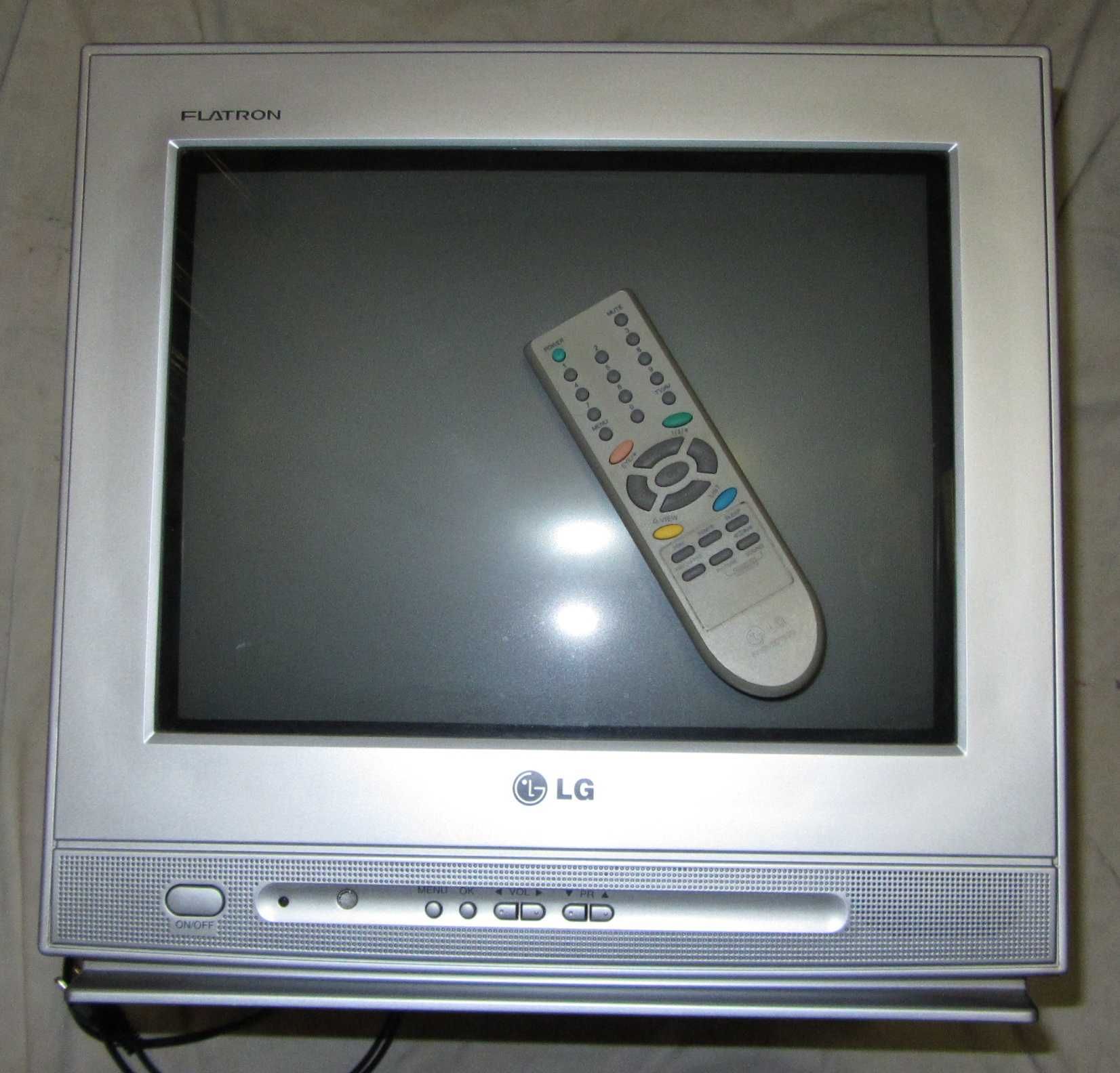 Телевизор LG FLATRON