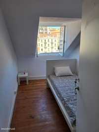 680382 - Quarto com cama de solteiro em apartamento com 5 quartos