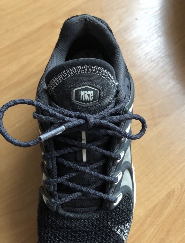 Кроссовки nike