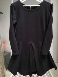 Sukienka rozkloszowana czarna
