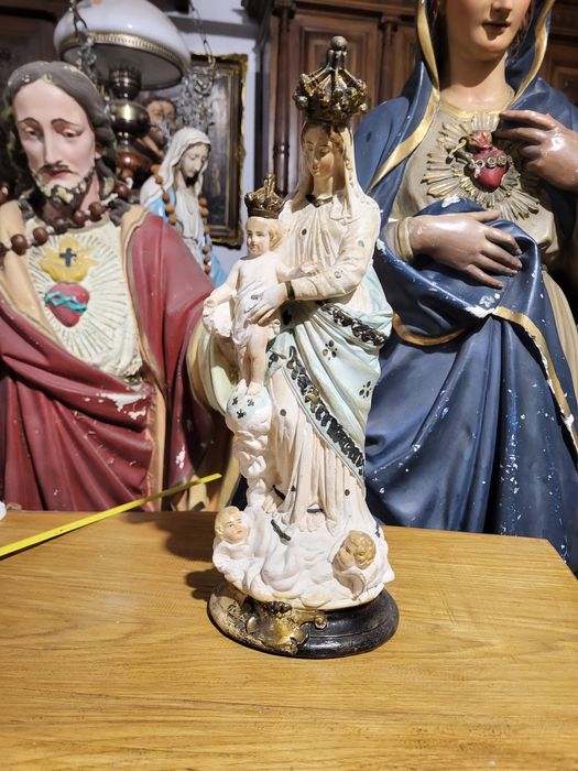 Stara figurka Maryja Zwycięska Matka Boża Królowa