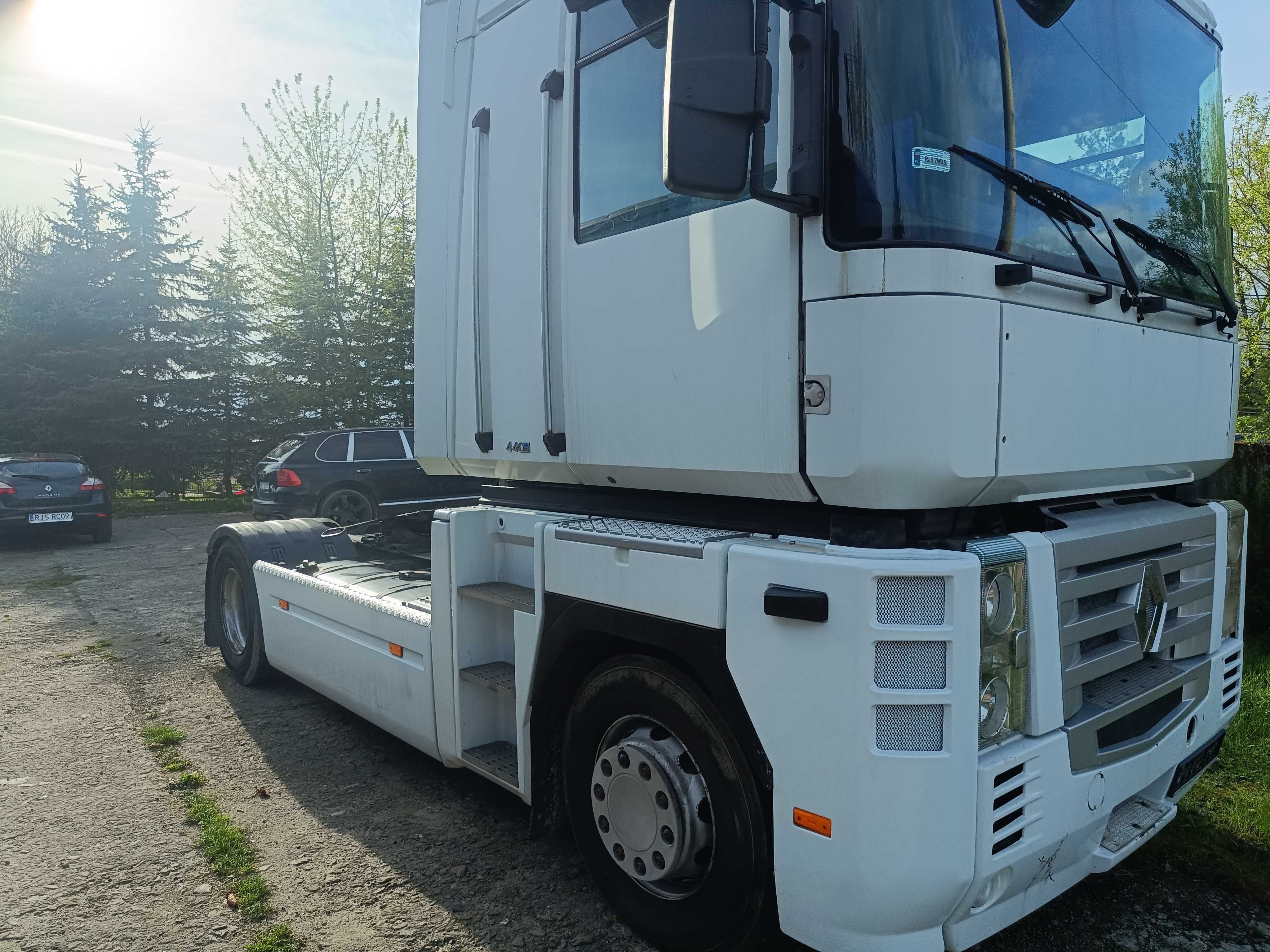 Renault Magnum 440dxi z naczepa Samro