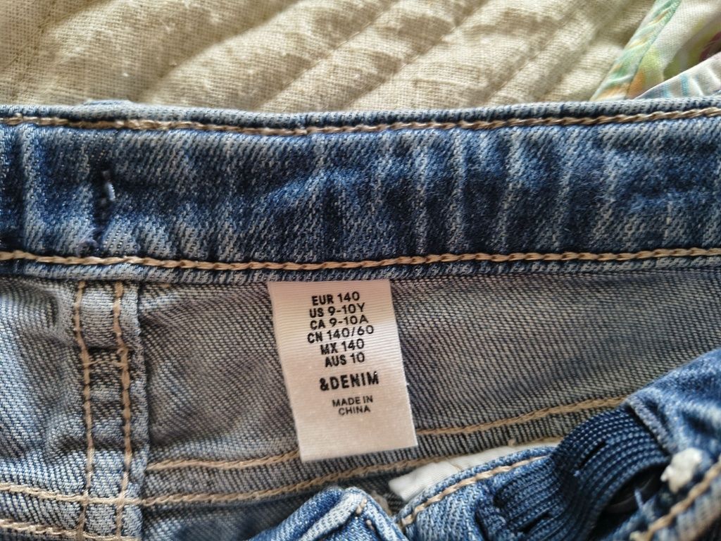Krótkie spodenki r.140 h&m, kappahl