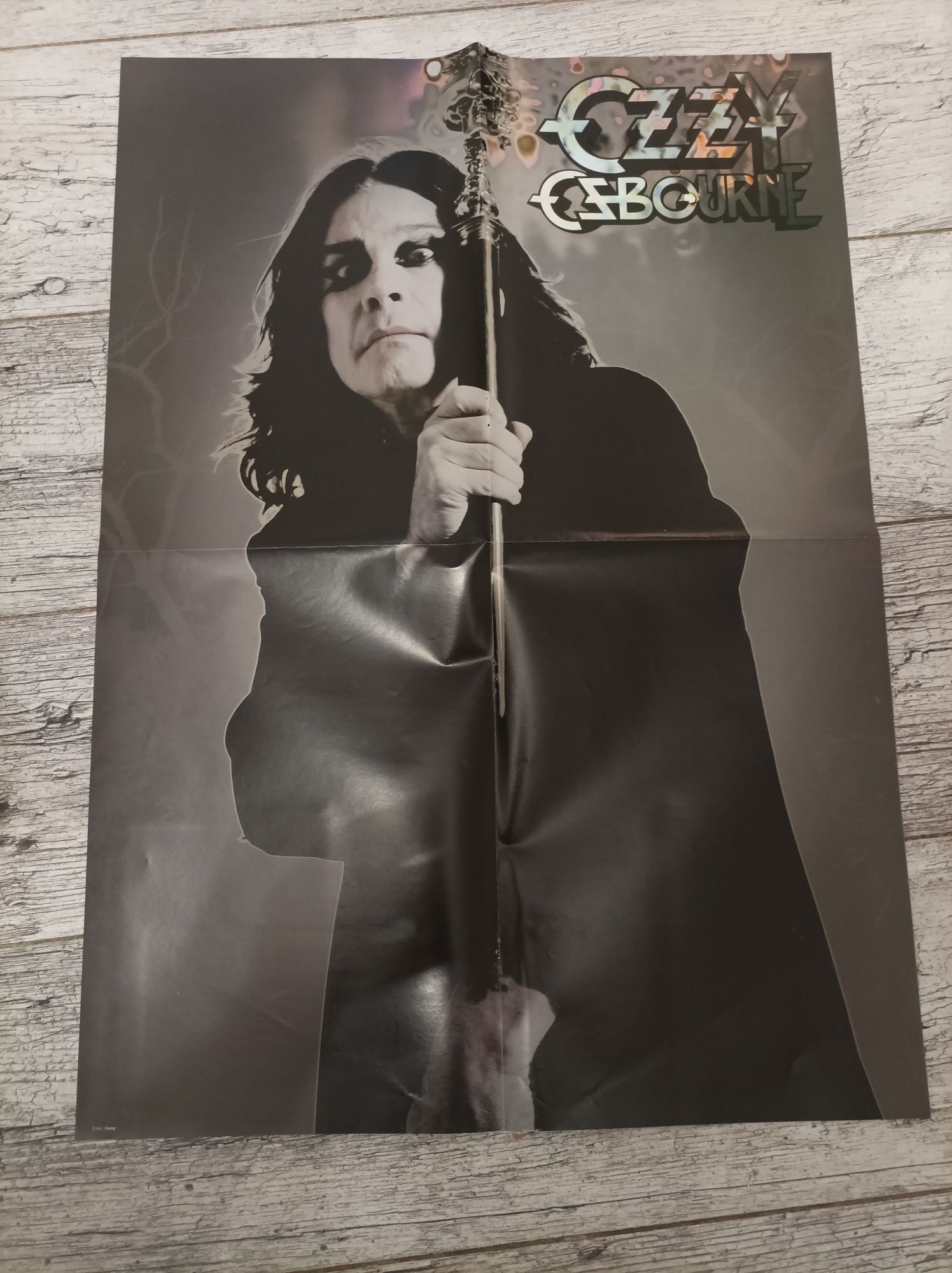 Ozzy - plakaty, zdjęcia, artykuły