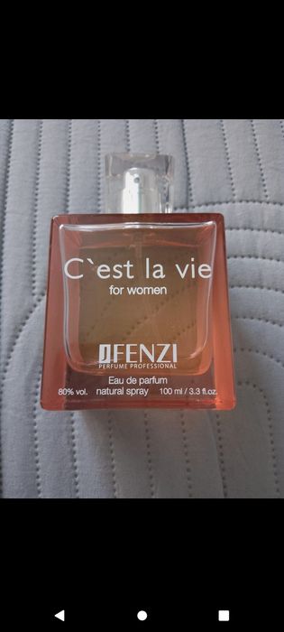 Perfumy Jfenzi C'est la vie  Lancome La vie est belle