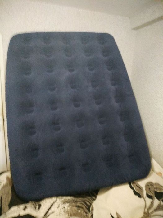 Матрац надувний Intex. Intex 197×137 см