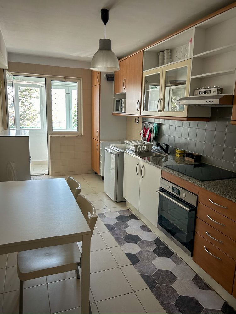 Alugo Quarto a Estudantes (Exclusivo para Raparigas)