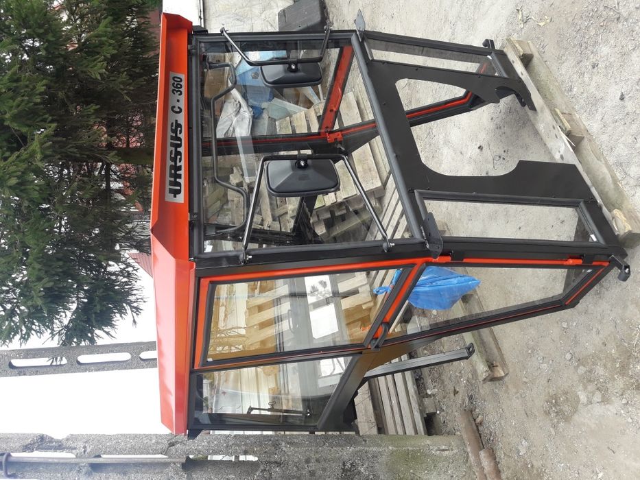 Kabina kabiny Ursus C-360 C-330 Bizon T-25 Mtz