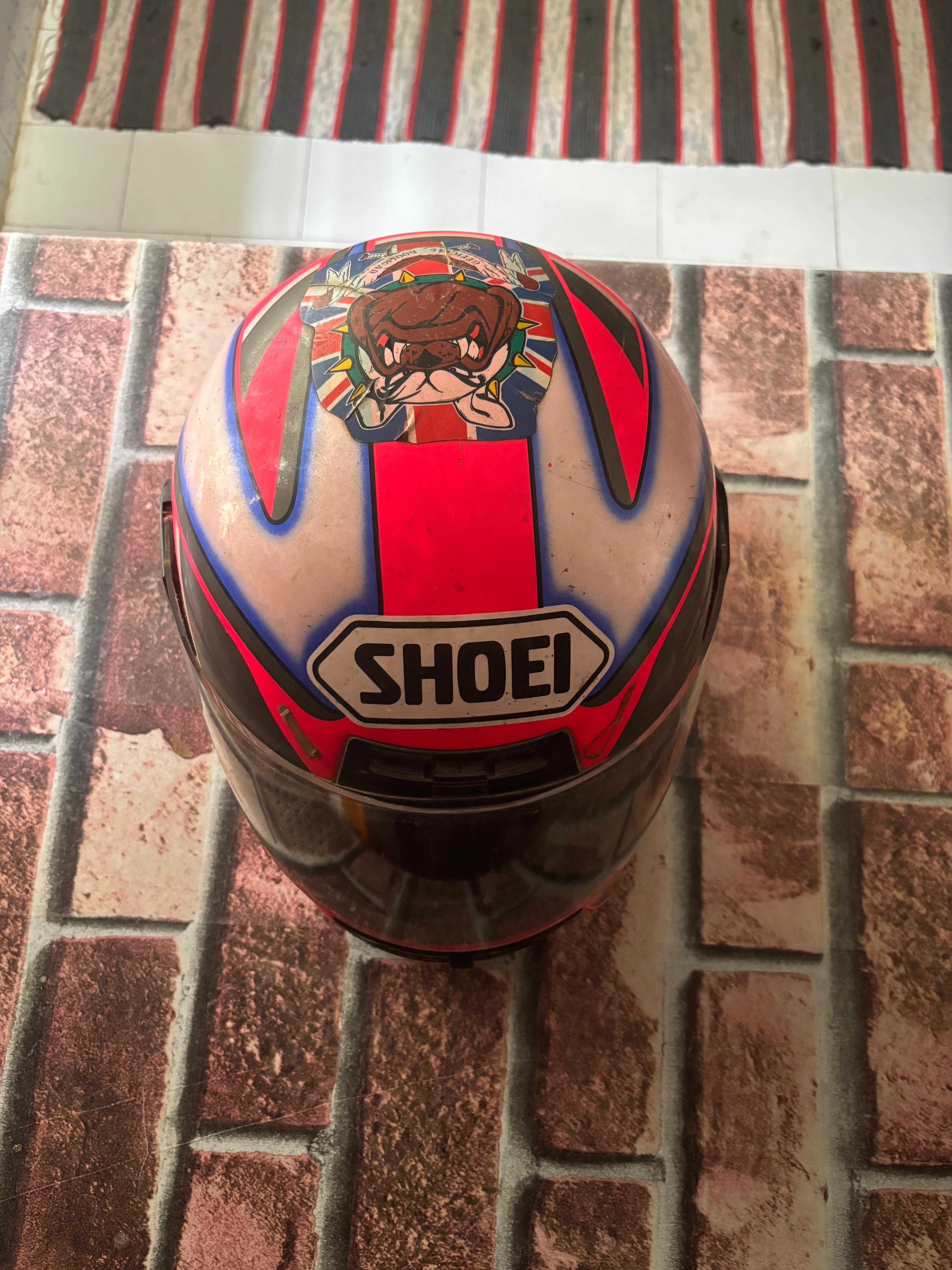 Capacete SHOEI usado