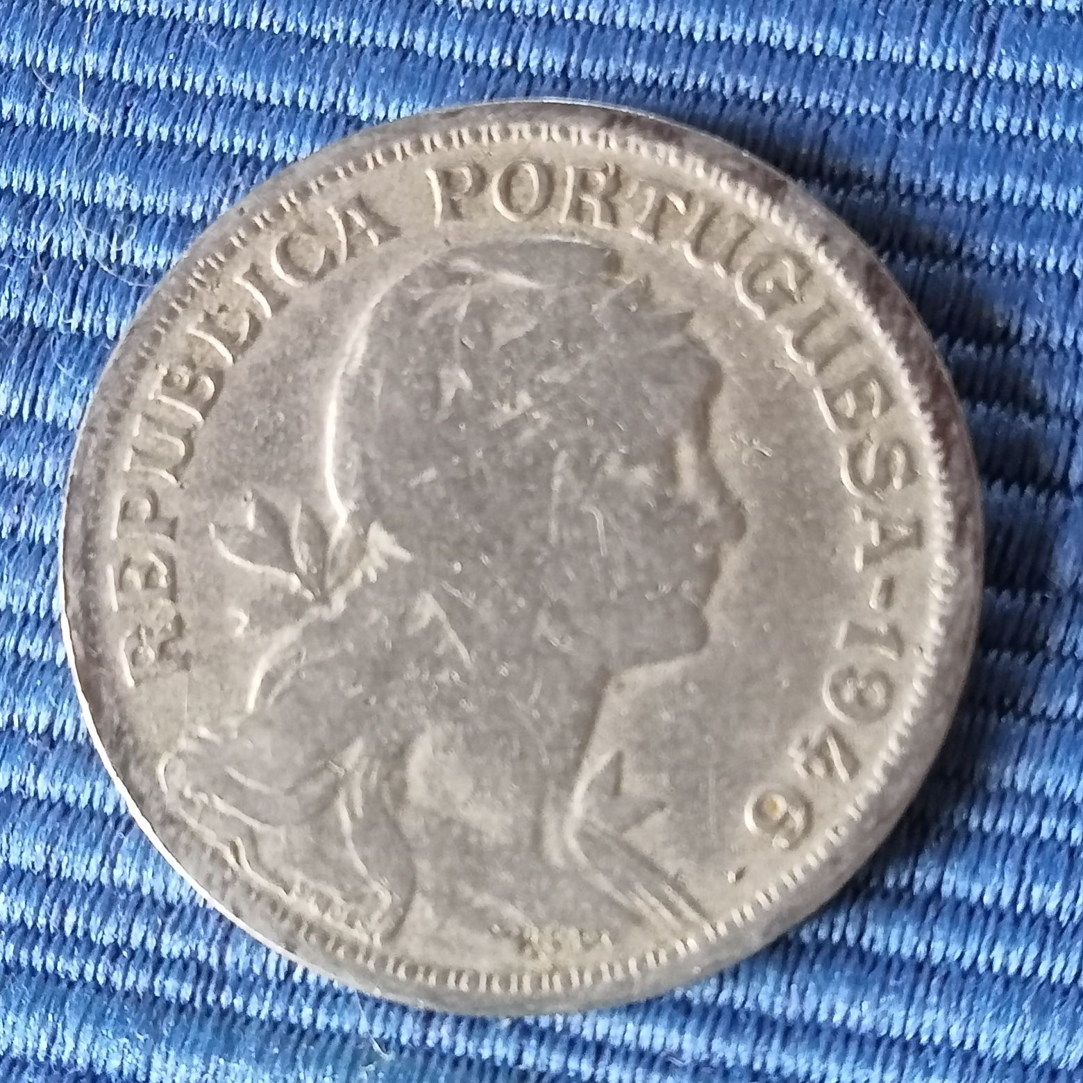 Moeda 50 centavos 1946