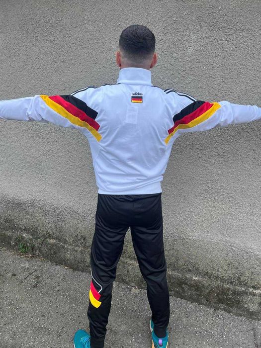 Вінтажний костюм збірної Німеччини • Чоловічий спортивний Адідас