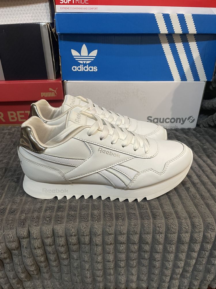 Жіночі кросівки REEBOK ROYAL CLASSIC JOG 3 37(24см) оригінал