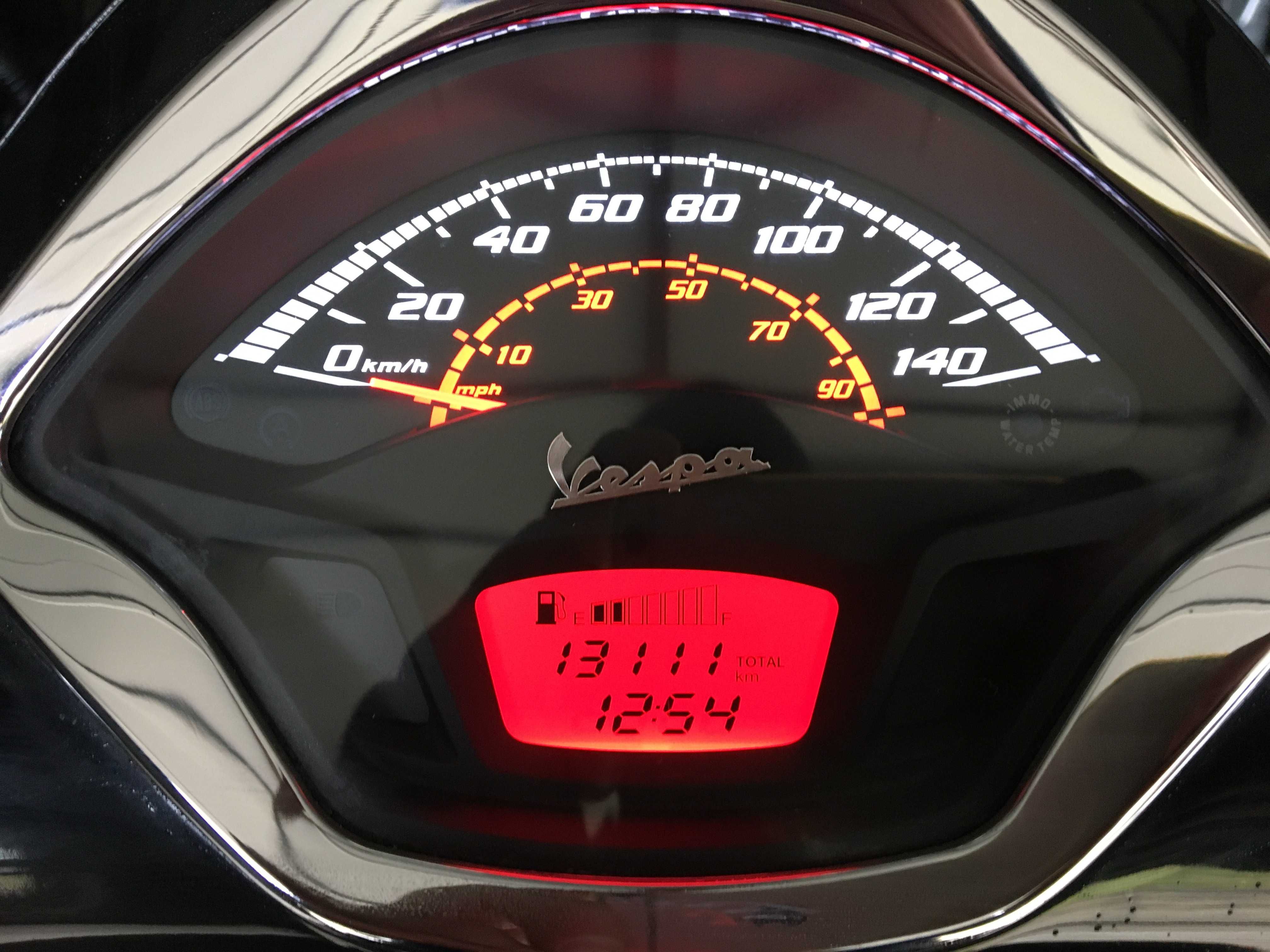 Piaggio Vespa 300/125 GTS 2019r Gotowa do jazdy! 250/125 LED ABS