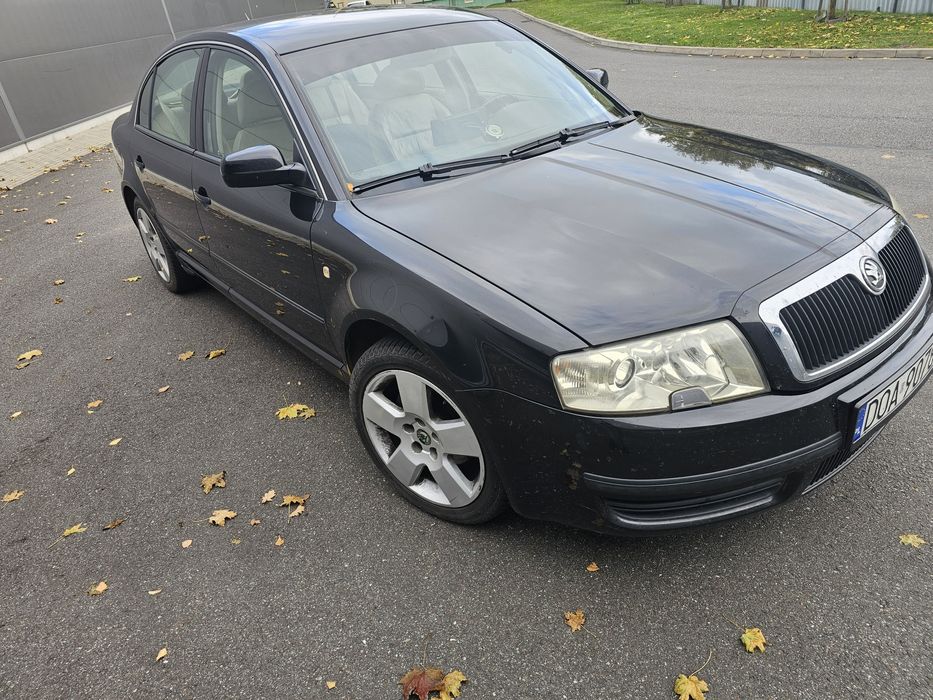 Skoda superb 2.0 115km, benzyna, klima