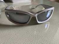 Стильні сріблясті окуляри Y2K