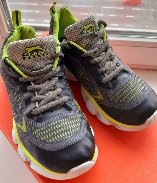 Кроссовки slazenger p33 (20,5 см)
,оригинал