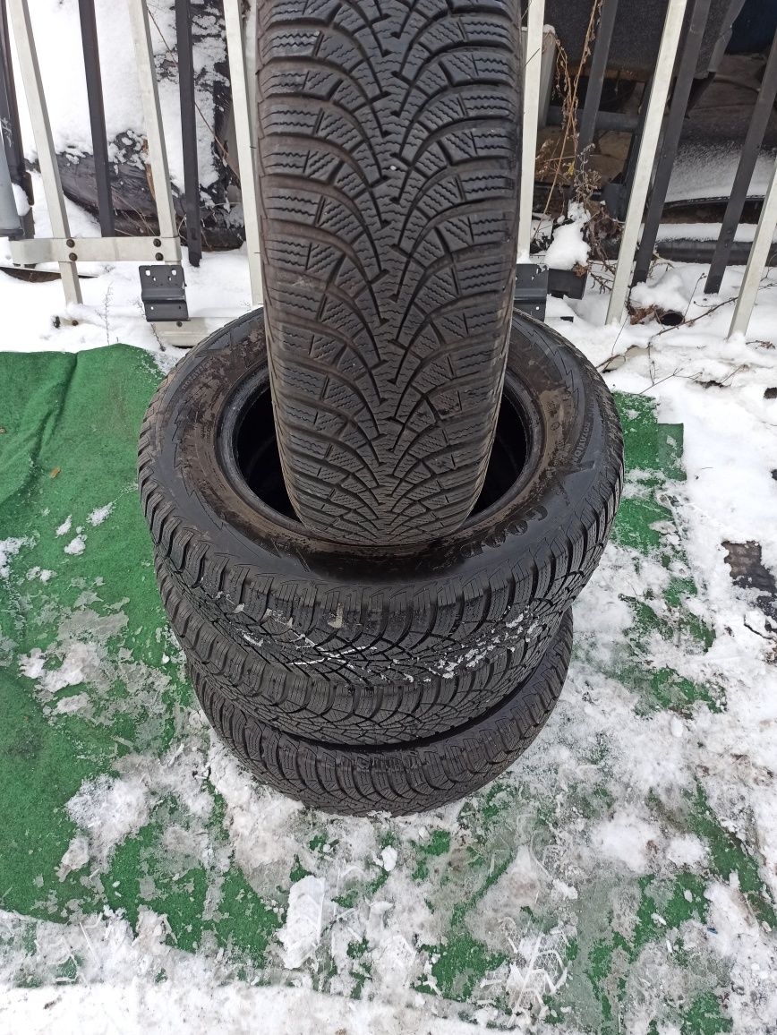 Opony zima Goodyear ultragrip 9 195/65r15