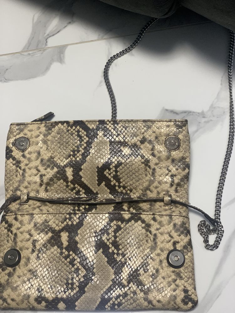 Продам сумочку Massimo Dutti