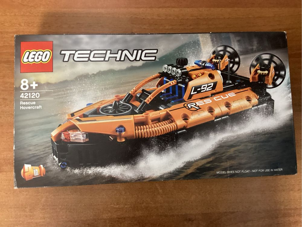 LEGO Technic Рятувальний апарат на повітряній подушці 42120
