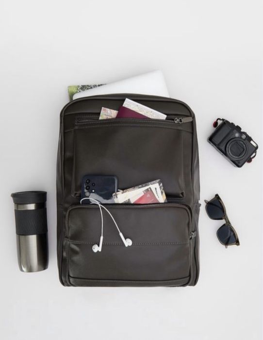 Рюкзак мужской. Новый. С бирками. Кожаная классика!