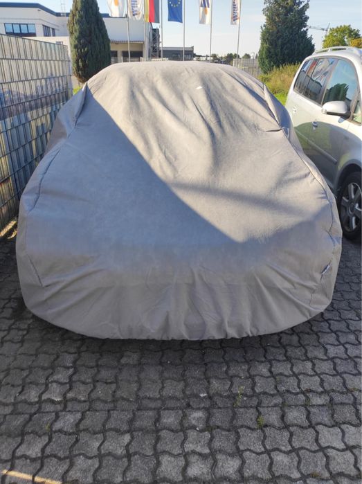 Plandeka na samochód osobowy