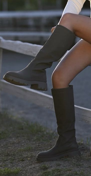 Чоботи високі zara резинові 38р