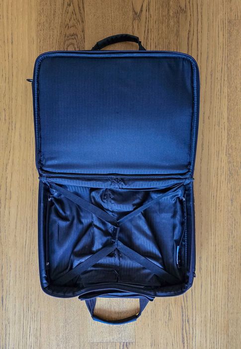 Mala de viagem para portátil + acessórios Sansonite
