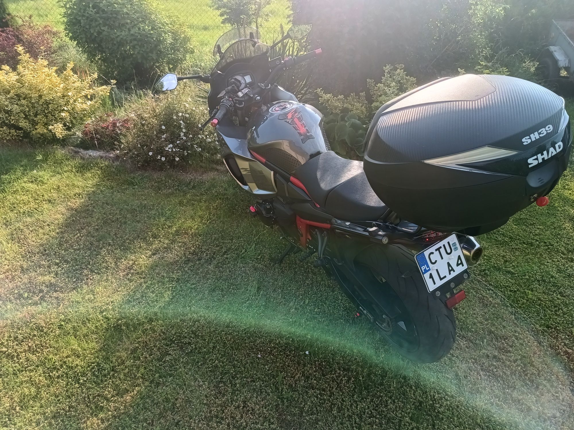 Suzuki GSX 1250 FA jak nowy unikatowy stan