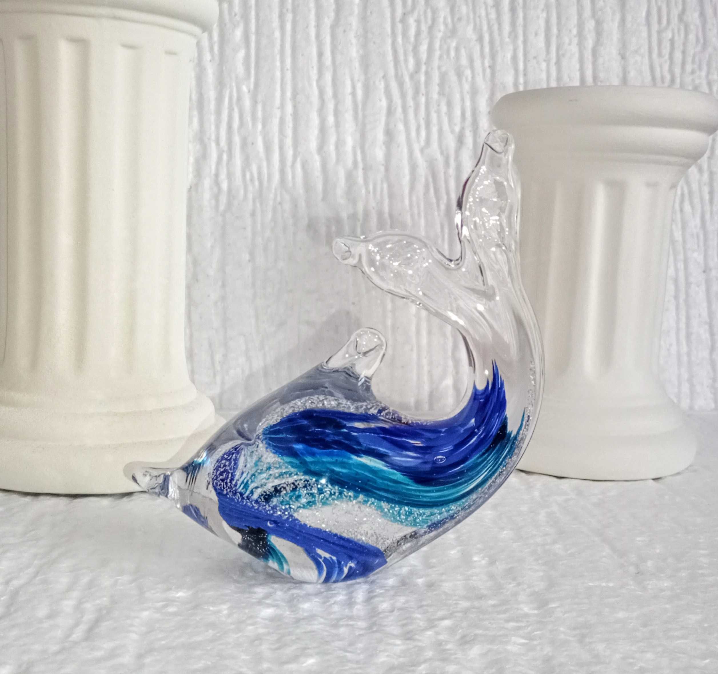 Figurka delfina ze szkła, wykonana według techniki mistrzów z Murano