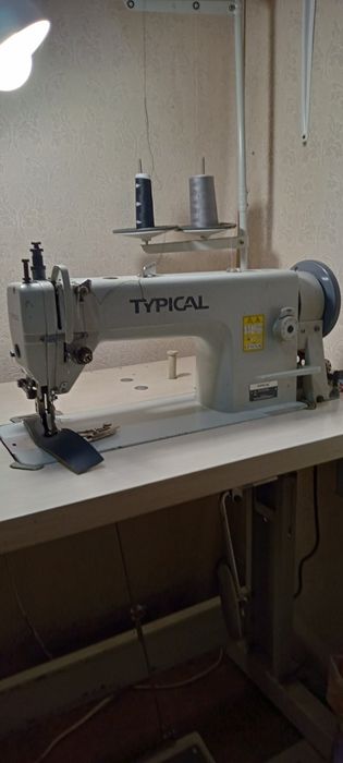 Продам Швейную машинку