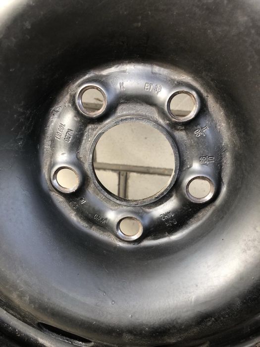 2 колеса з дисками polo/skoda/seat зима /торг