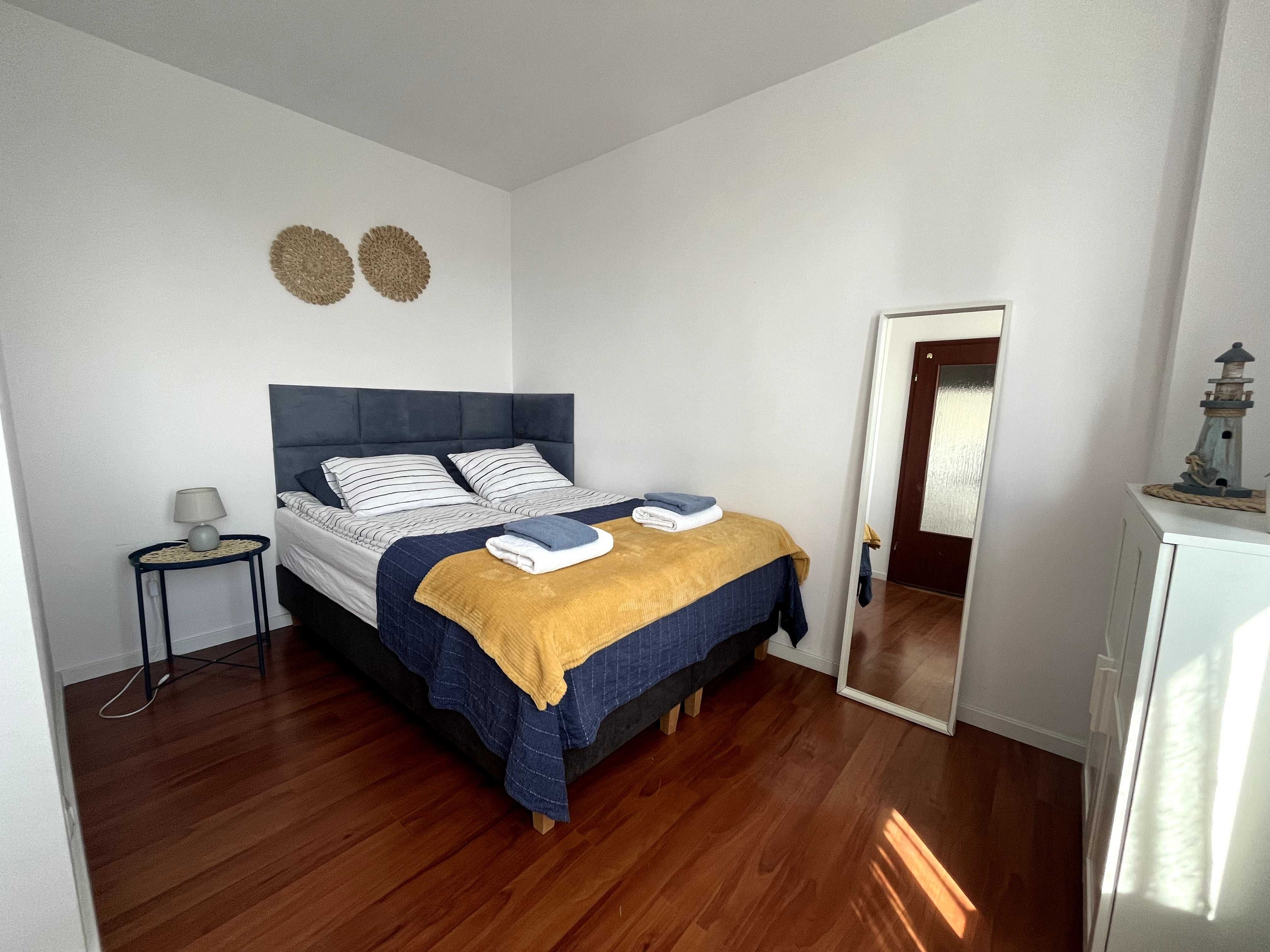 Gdynia–Apartament dla 5 osób, widok na morze, 7 min. od plaży, parking